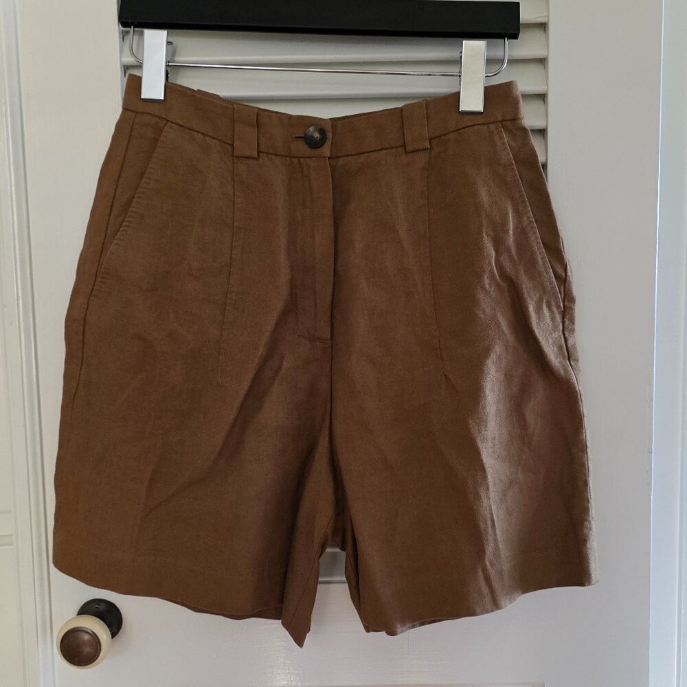 Massimo Dutti 100% linen shorts Size USA 6 (38 EUR)
